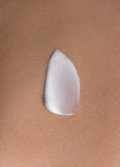 Creamy hydrating intimate cleanser enriched with prebiotic xylitol and probiotic lactobacillus